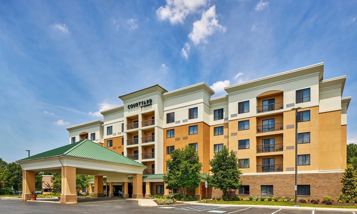 Oxford Valley Hotel | Courtyard Philadelphia/Langhorne