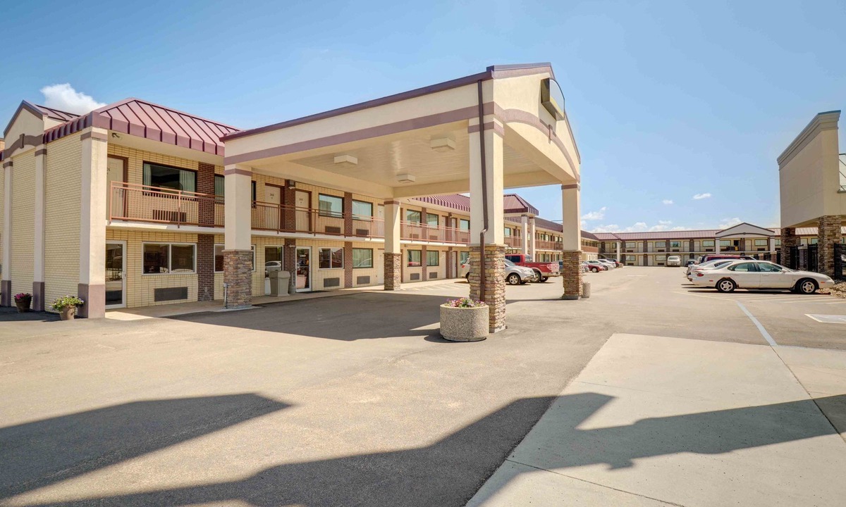 North Platte Hotel | North Platte Inn & Suites