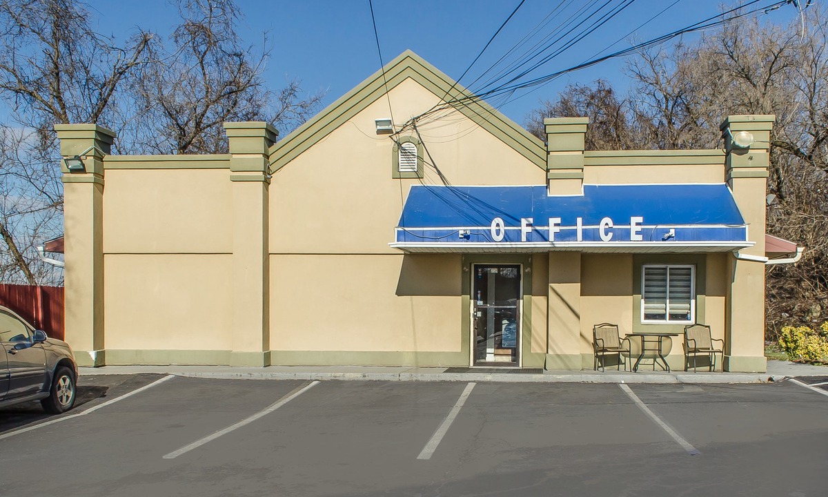 Allentown Hotel | Rodeway Inn