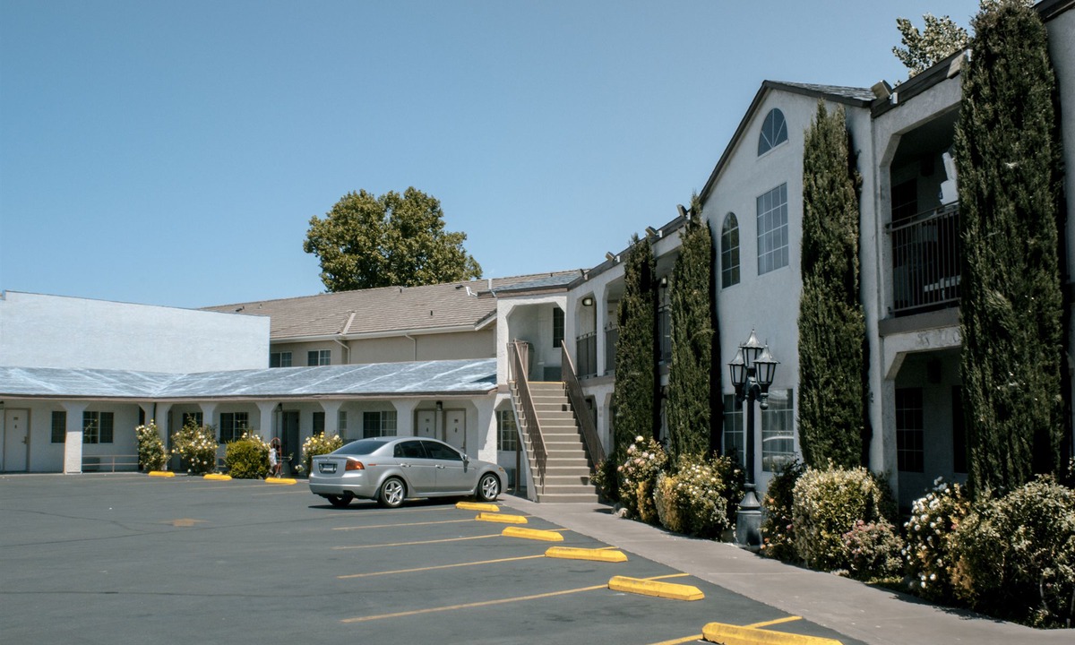 Bishop Hotel | Travelodge by Wyndham Bishop