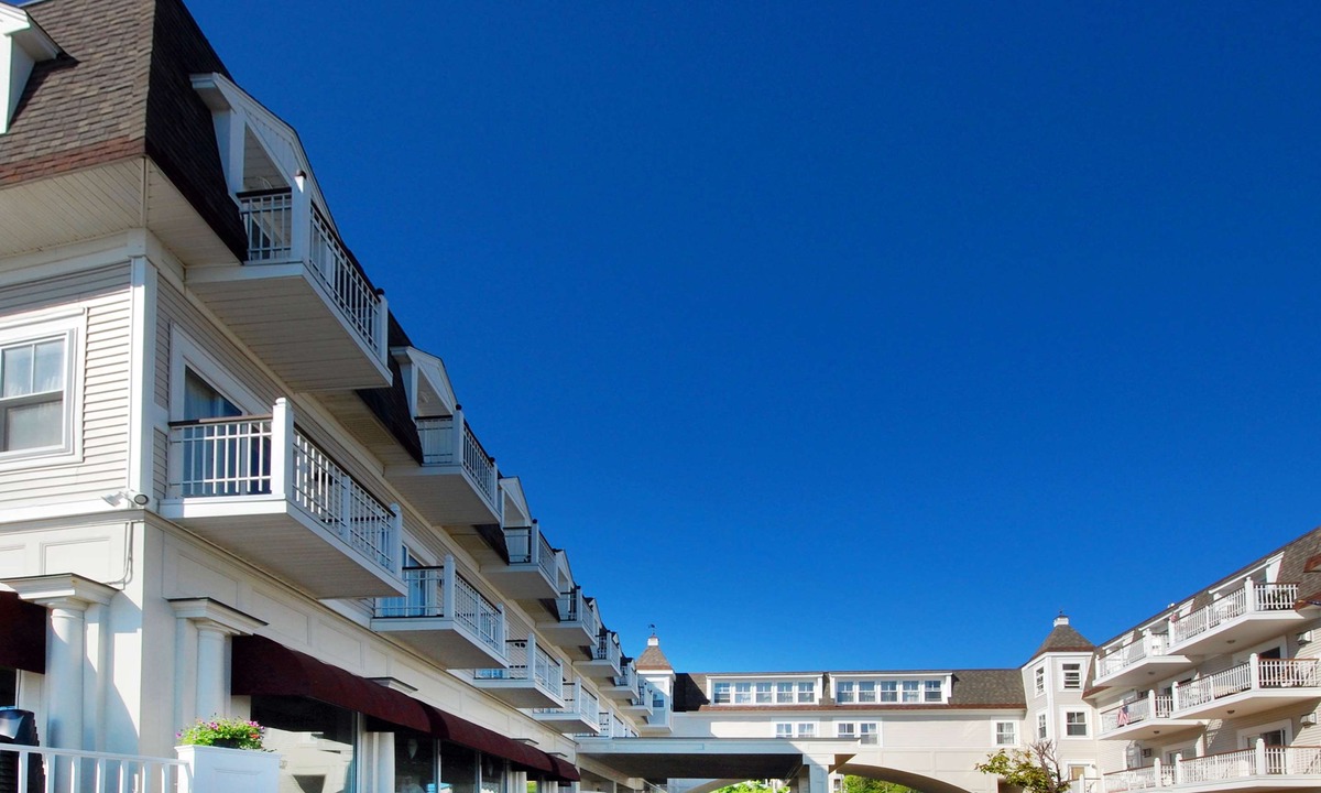 Hull Hotel | Nantasket Beach Resort