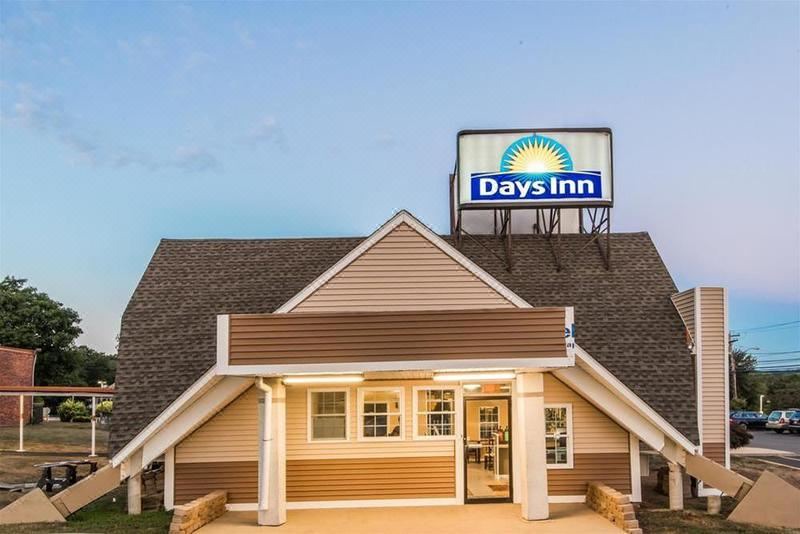 Vernon Hotel | Days Inn by Wyndham Vernon