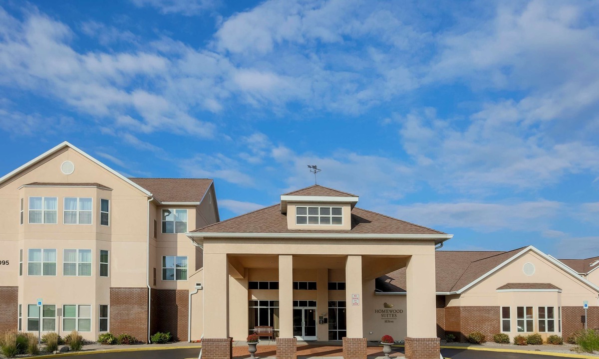 Rochester Hotel | Homewood Suites Rochester-Henrietta