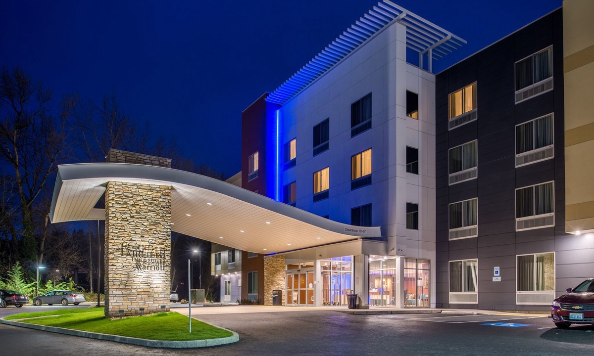Eugene Hotel | Fairfield Inn & Suites by Marriott Eugene East/Springfield