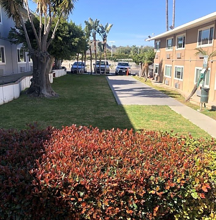 Torrance Hotel | Ramada by Wyndham Torrance