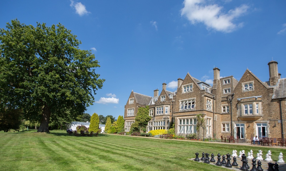 Betchworth Hotel | Hartsfield Manor