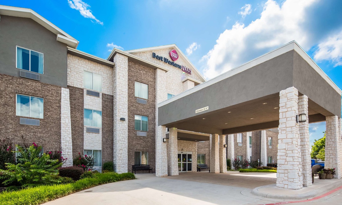 Madill Hotel | Best Western Plus Sand Bass Inn & Suites