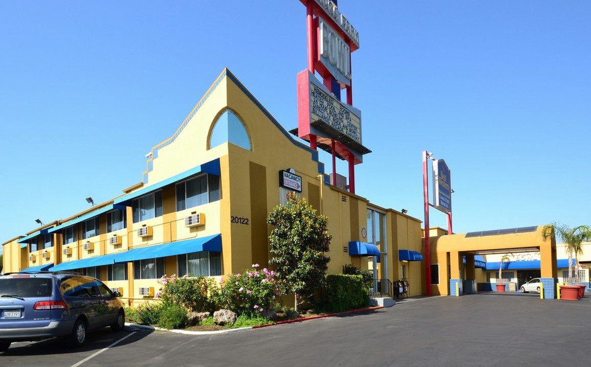 Winnetka Hotel | Best Western Canoga Park Motor Inn