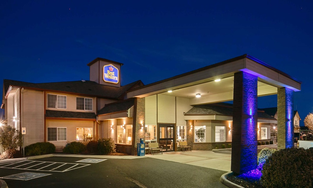 Ephrata Hotel | Best Western Rama Inn