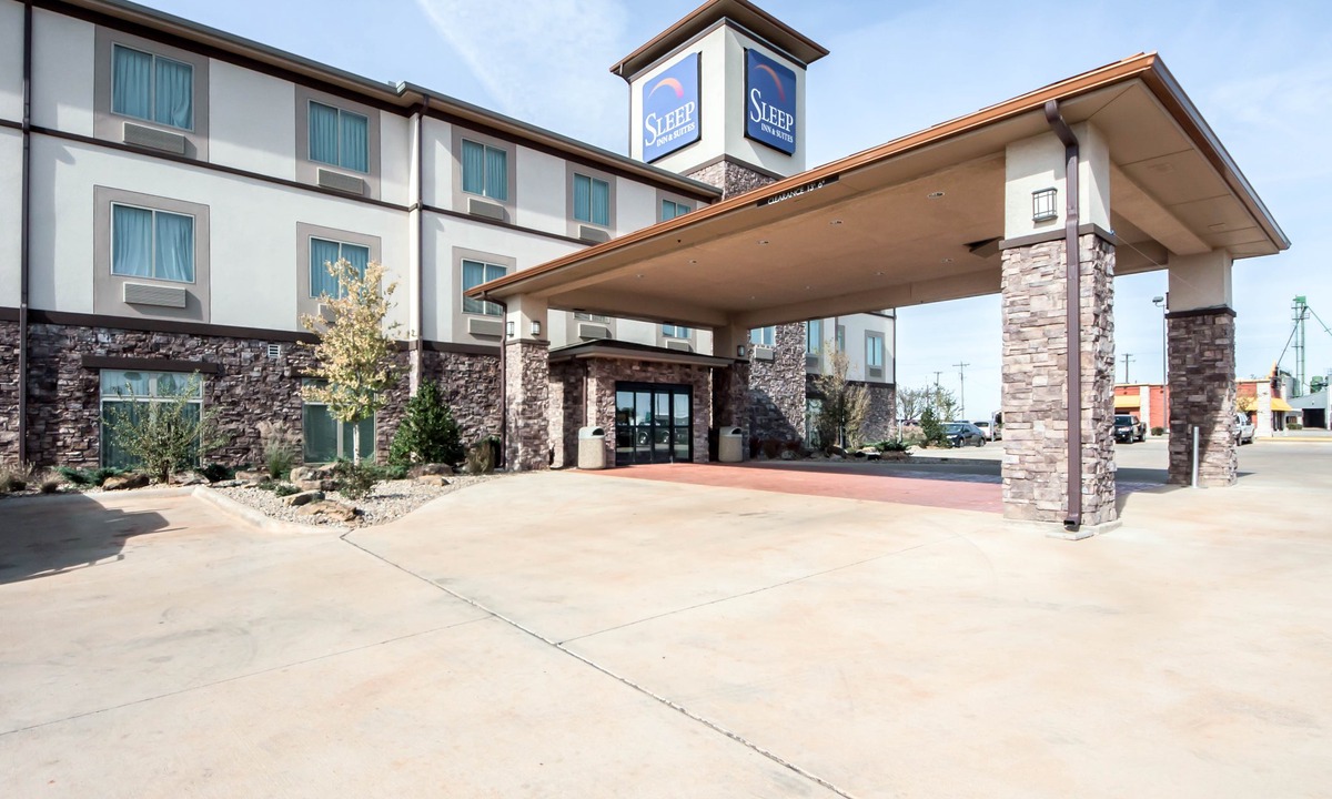 Hennessey Hotel | Sleep Inn & Suites Hennessey North