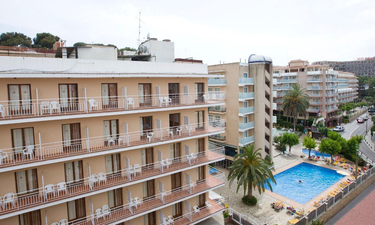 Lloret Town Center Hotel | Hotel Guitart Central Park Aqua Resort 3*