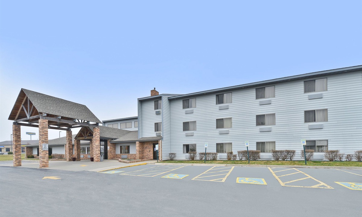 Platte City Hotel | Ramada by Wyndham Platte City KCI Airport
