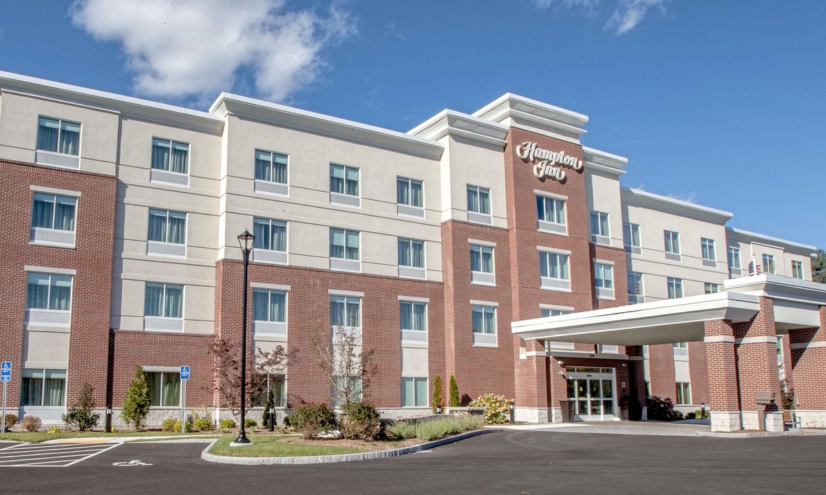 Amesbury Hotel | Hampton Inn by Hilton Amesbury