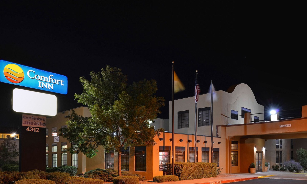 Southside Hotel | Comfort Inn Santa Fe