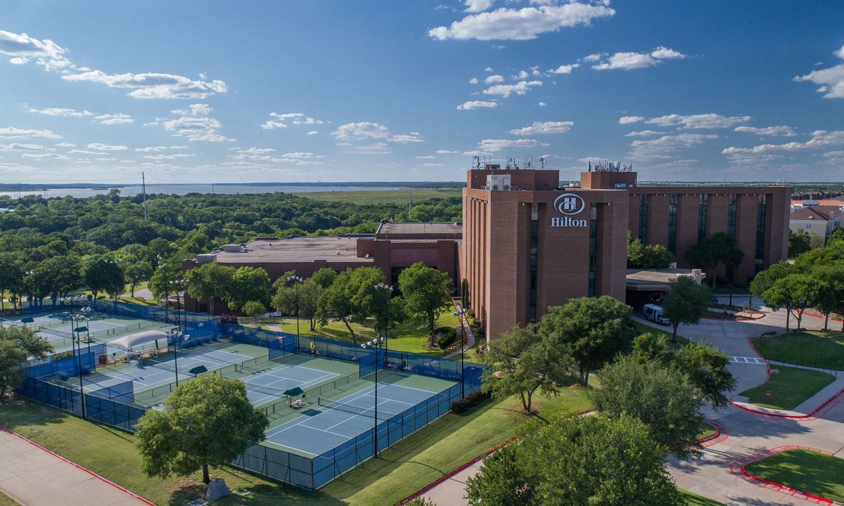 Grapevine Hotel | Hilton DFW Lakes Executive Conference Center