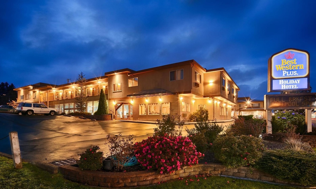 Coos Bay Hotel | Best Western Holiday Hotel