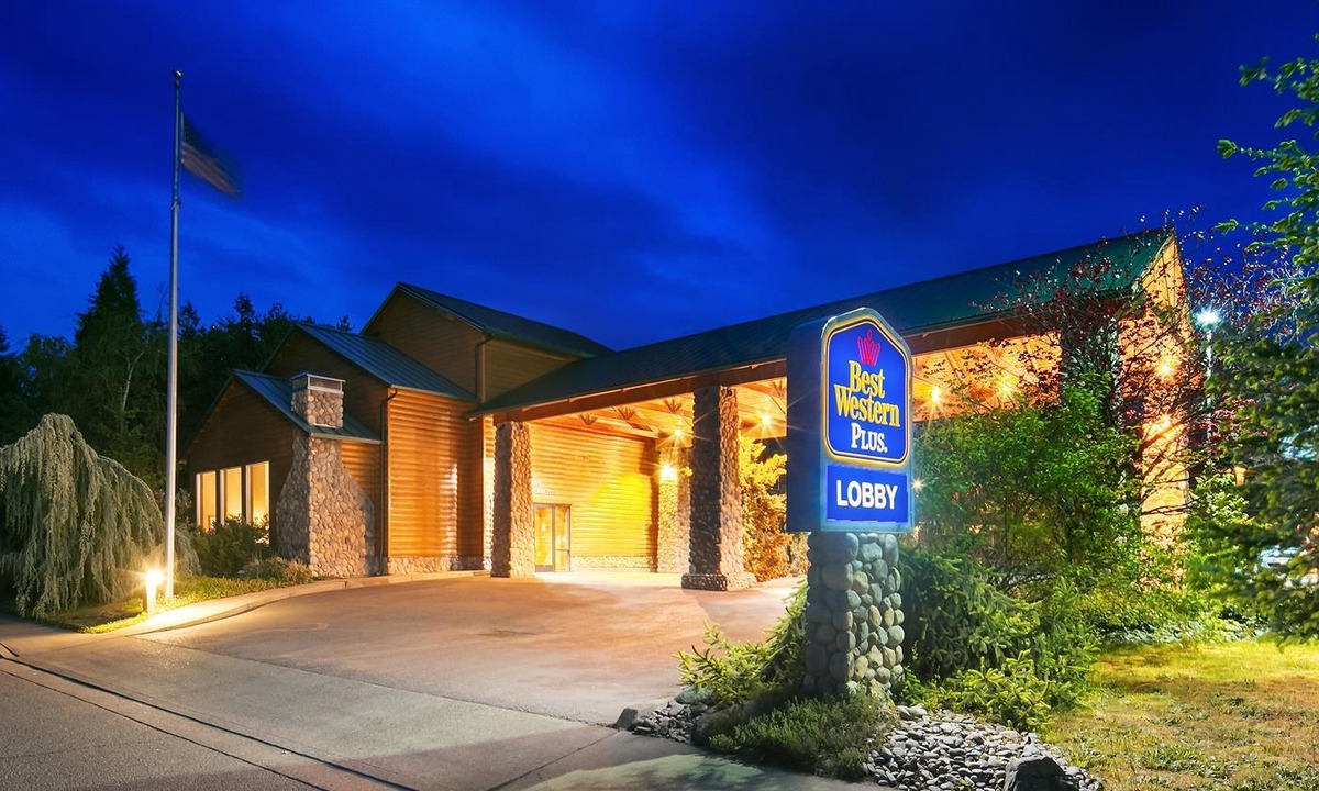 Sutherlin Hotel | BEST WESTERN PLUS Hartford Lodge