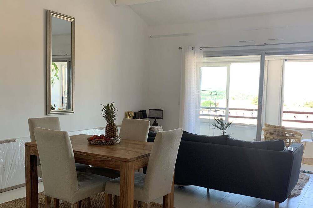 Villeneuve-de-la-Raho Apartment | Canigou view loft