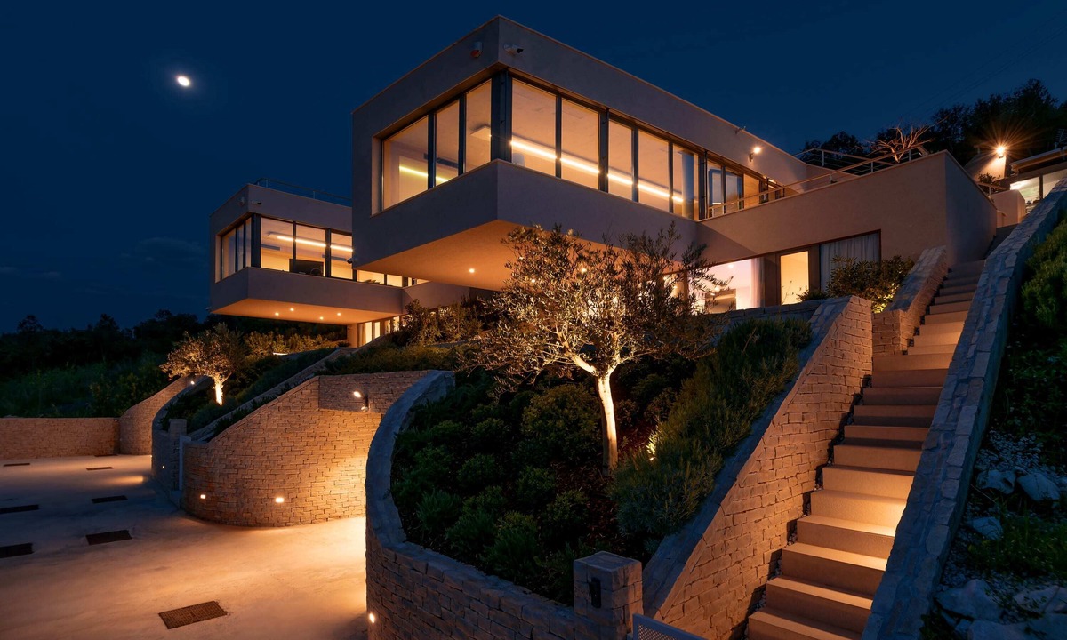 Zrnovo Villa | Stunning Villa with Views of the Adriatic Sea