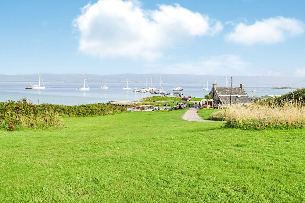 Gigha Cottage | 3 bedroom accommodation in Achamore