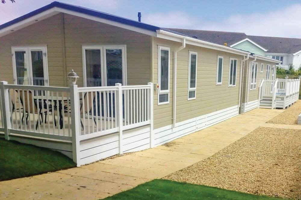 Mundesley Cabin | 2 bedroom accommodation in Mundesley
