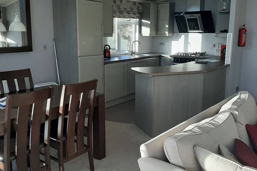 Gisleham Cabin | 2 bedroom accommodation in Lowestoft