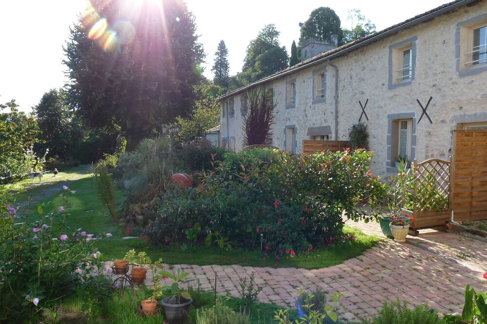 Mauleon Cottage | Gites of 3 apples1 to 20min puy du fou