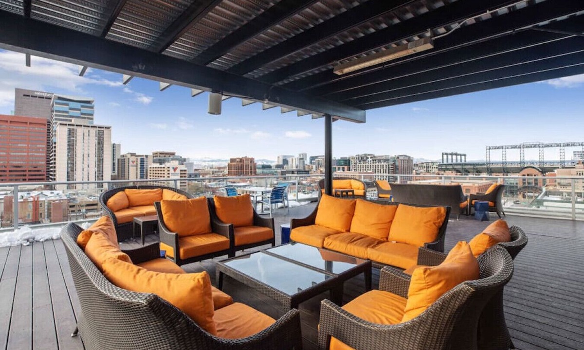 Ballpark Apartment | A Central Denver Getaway - LoDo