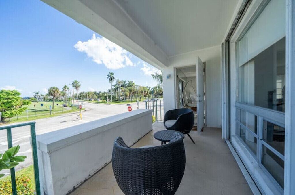 Lake Worth House | Golf Course Views - 2bd/2ba