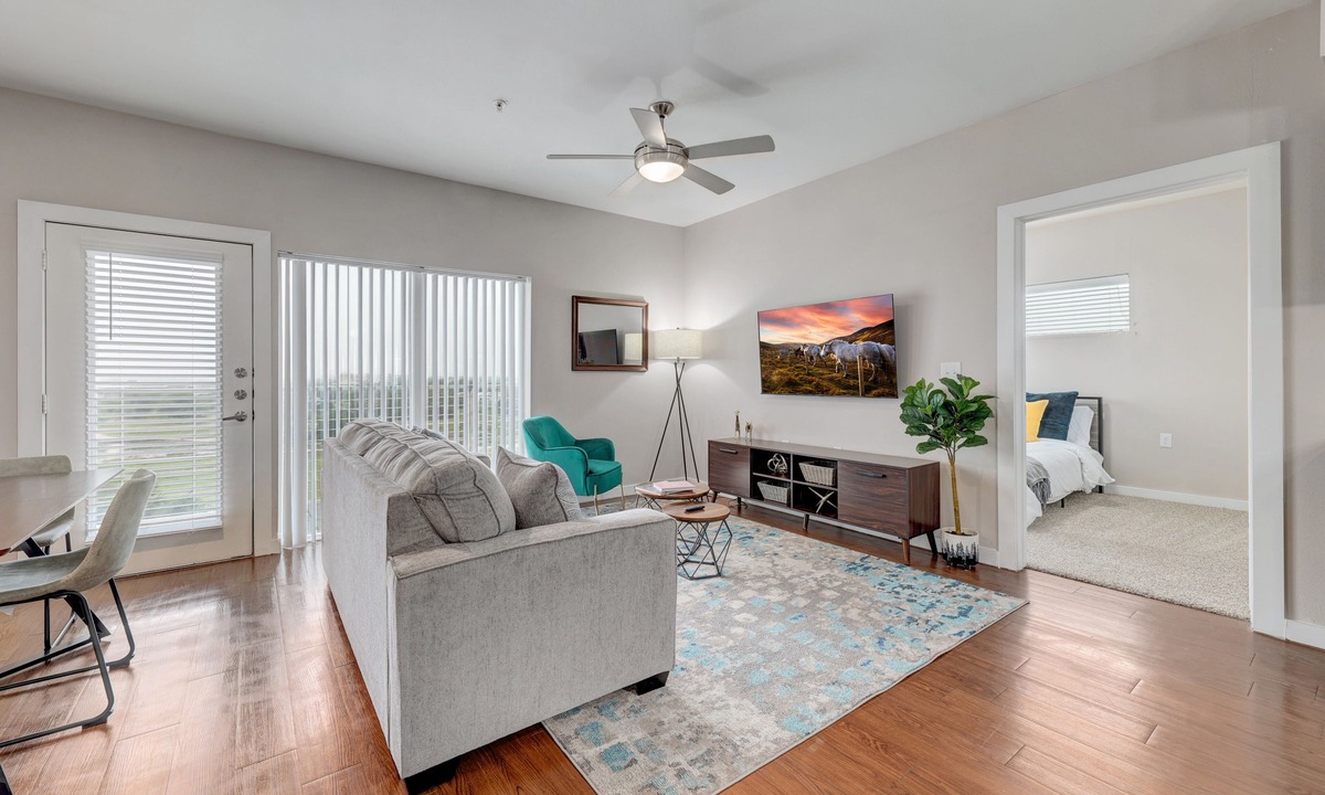 Cedar Park Apartment | Plush 2Br Cal King Suite Close to Everything