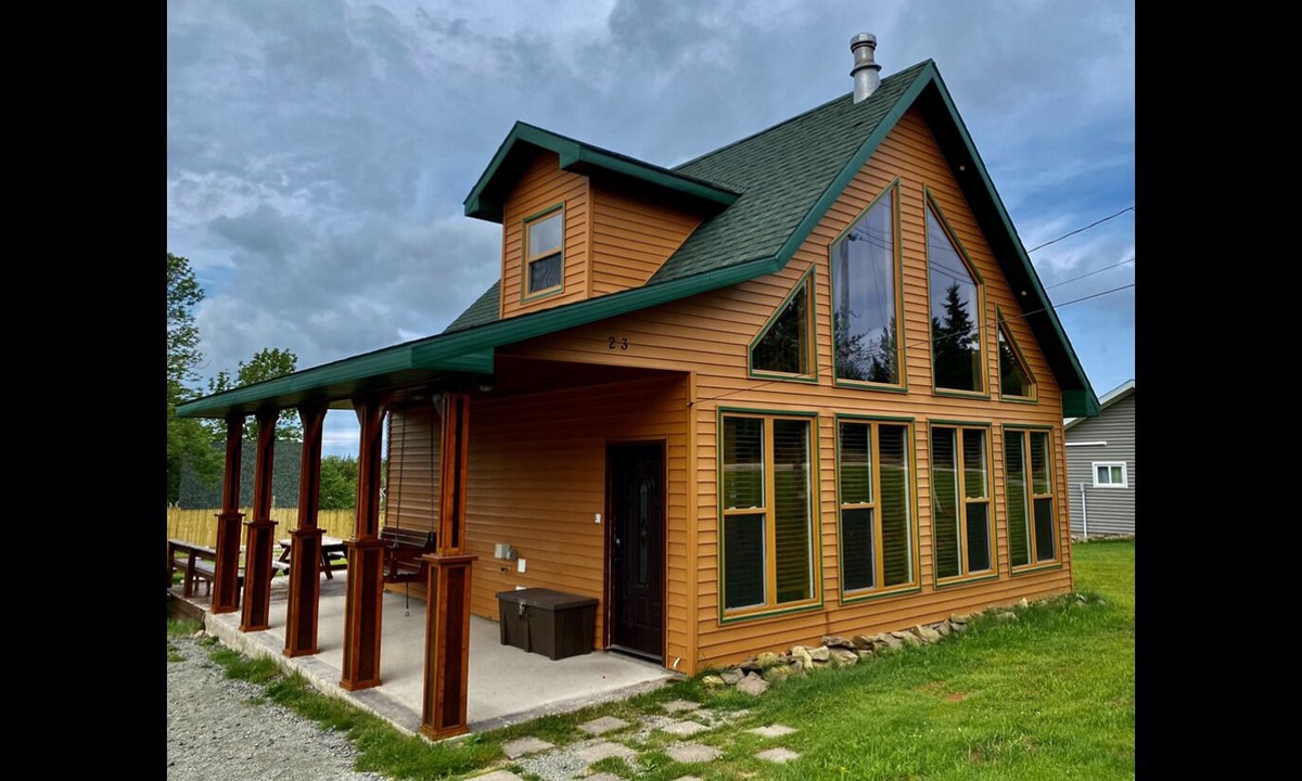 Inverness Ski Chalet | Lakeland Cottages 3 Bedroom Chalet