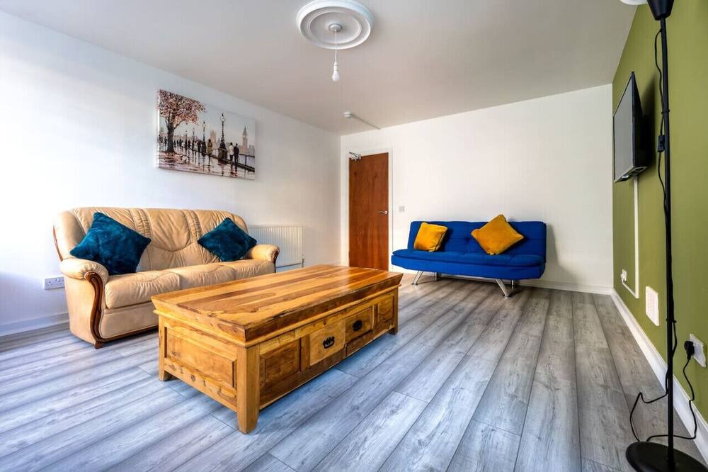 City Centre Glasgow Apartment | Dalhousie Lower Apartment