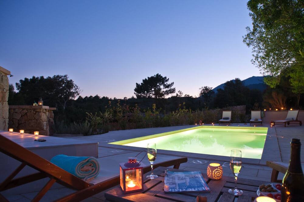 Porto-Vecchio House | Villa Alzu, 3 bedrooms, 6 people, shared heated swimming pool, in the heart of the Corsican maquis