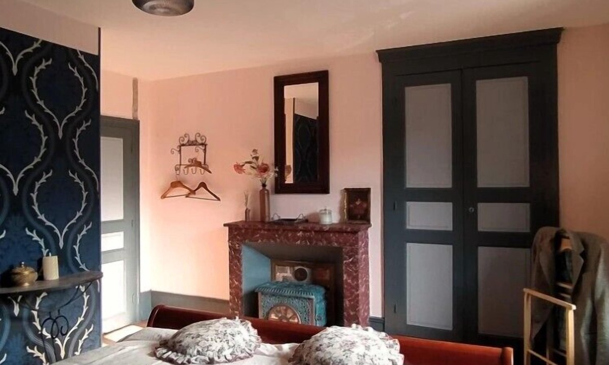 Arleuf Hotel | Maison p'tite Anne