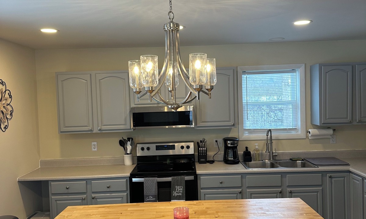 Lorraine House | Charming 3-bedroom house with WiFi, AC in lovely Lorraine