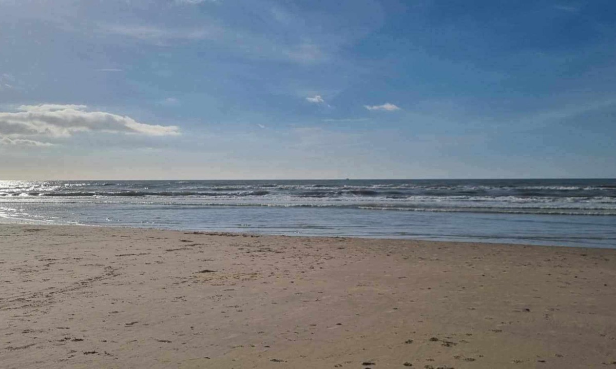 Equihen-Plage House | La bulle d'opale 4-bedroom house, sleeps 8