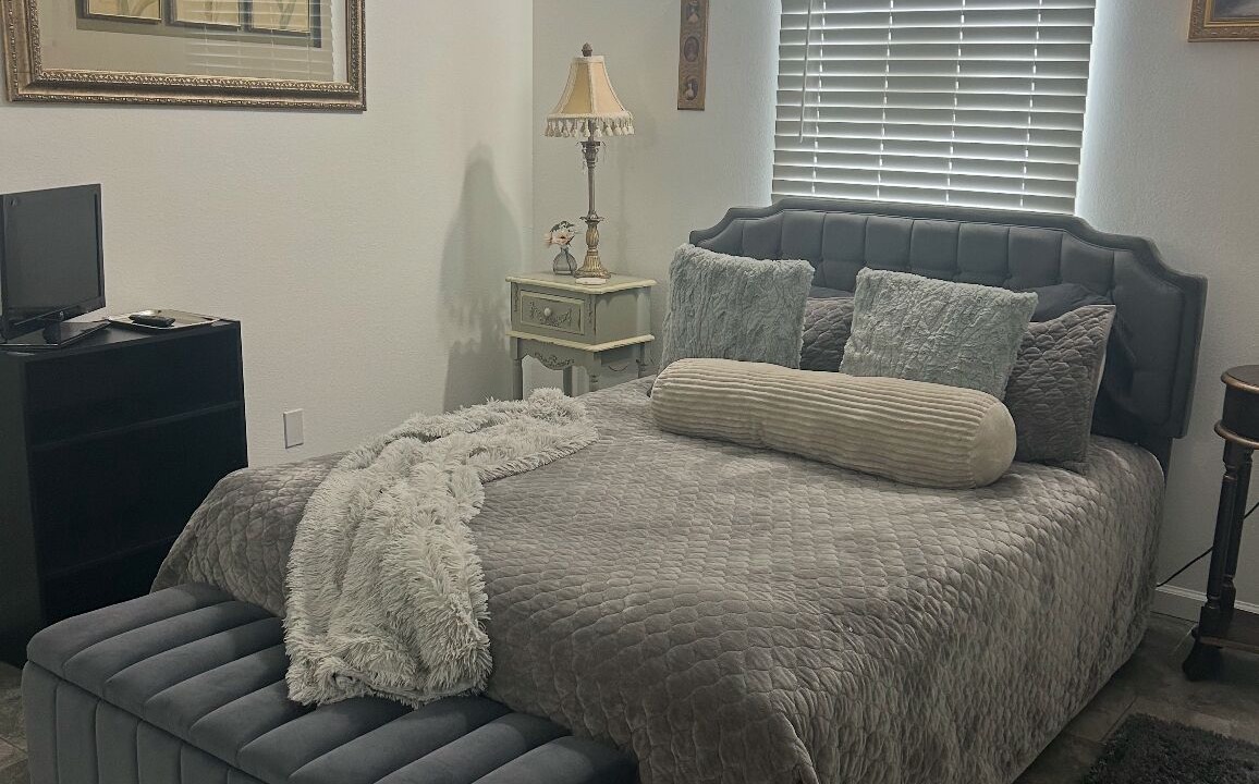 Joplin Condo | Elegant, Quiet Homey Apartment