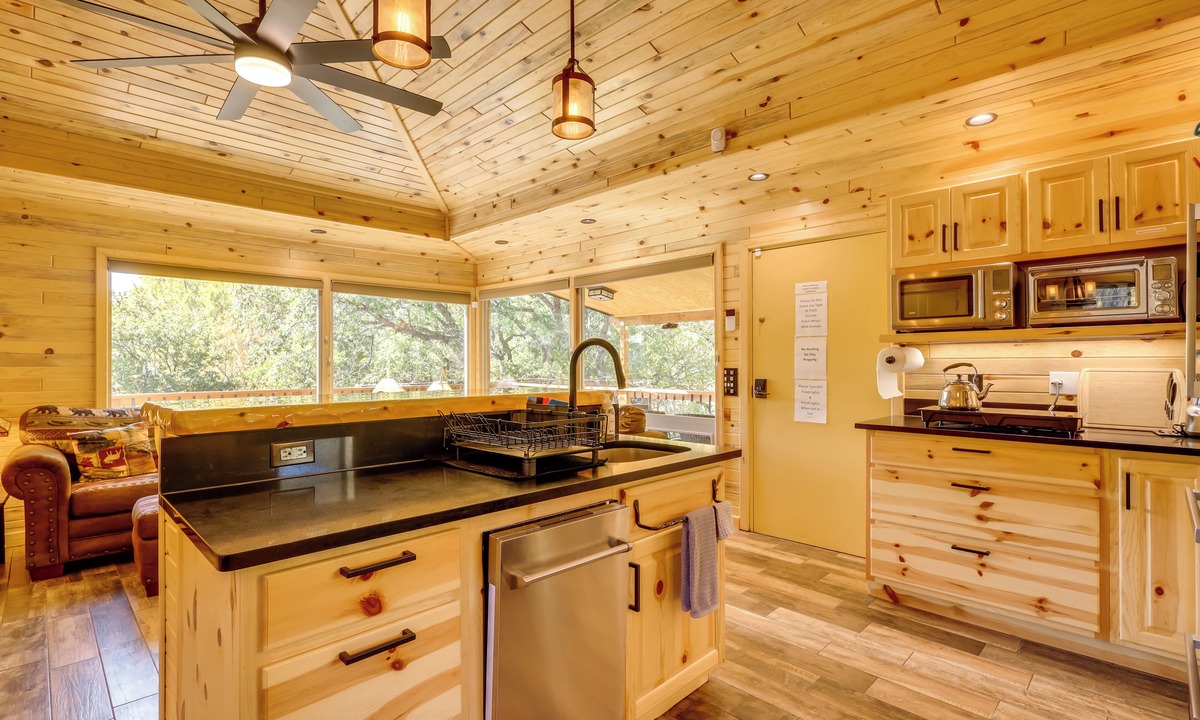 Canoncito Cabin | Pecos Riverfront Cabin: Fish & Unwind!