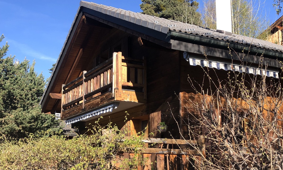 Chalais Ski Chalet | Family chalet, complete accommodation. Magnificent view
