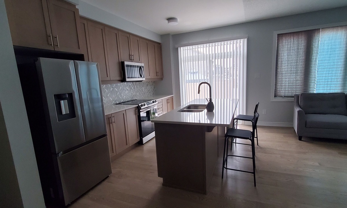 Ottawa Division Resort | Beautiful 3 bedroom 2.5 bath Townhouse