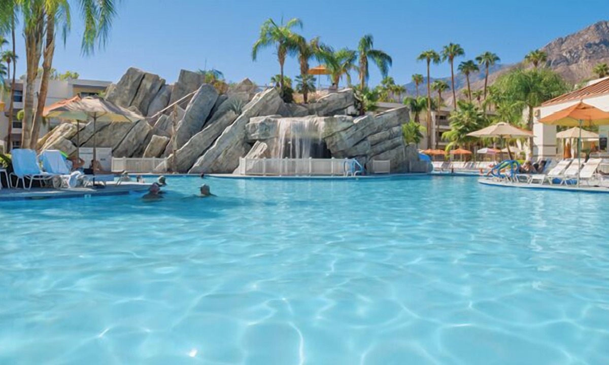 Canyon Corridor Villa | Diamond Resorts Palm Canyon Resort - Studio Junior Villa
