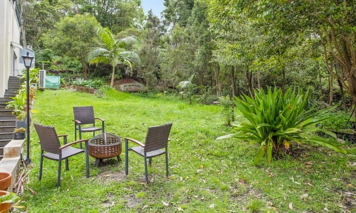 Seaforth Apartment | Serene Apartment surrounded by Nature