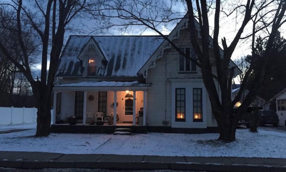 Duxbury Apartment | Beautiful Victoriann