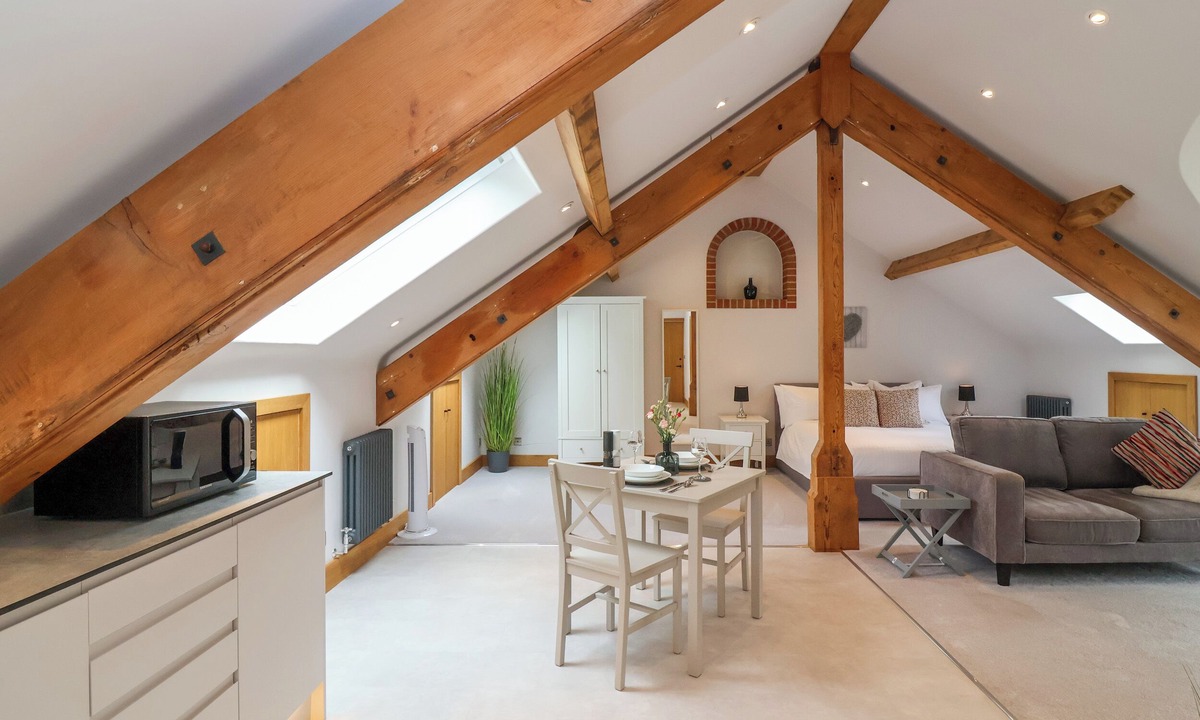 Sherborne Cottage | THE HIDEOUT, romantic in Sherborne