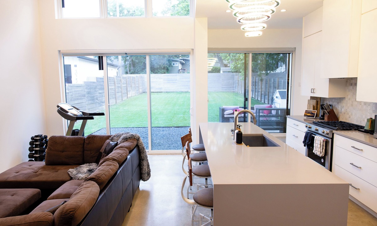 Dawson Villa | Chic Modern Home with Huge Backyard for Events