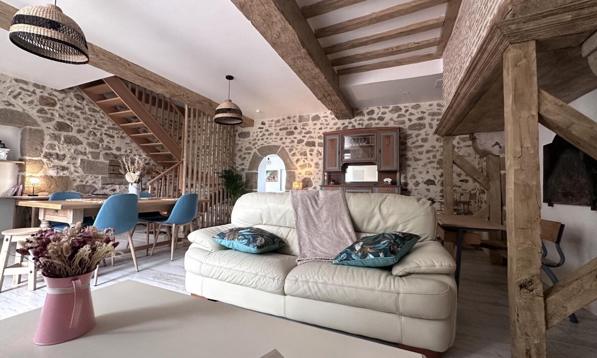 Rocles Cottage | Gite Rocles, 2 bedrooms, 5 persons