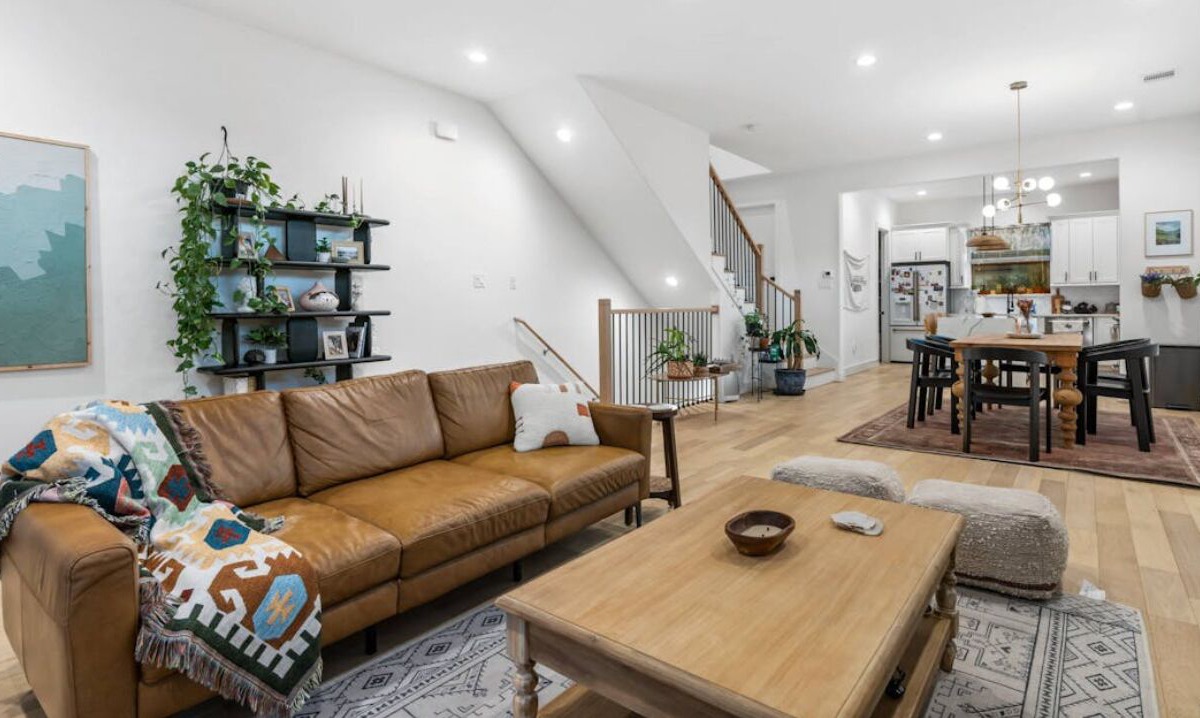 Lazybrook/Timbergrove House | Spacious, pet friendly home with Yard and EV charger