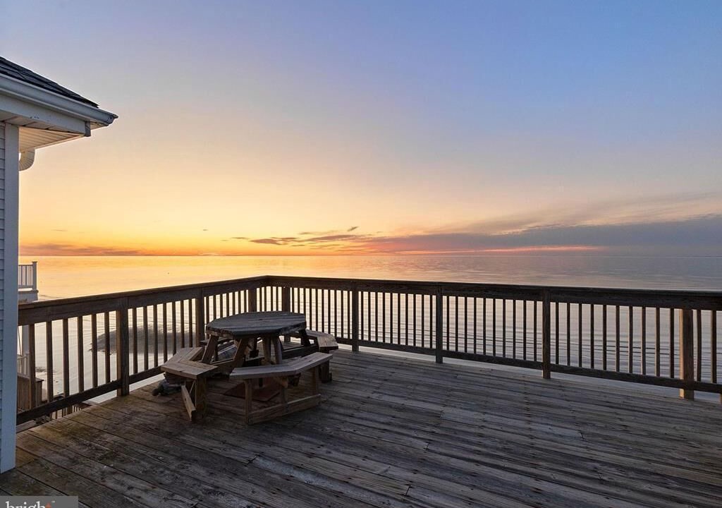Green Creek House | Stunning View, Villa on the Beach