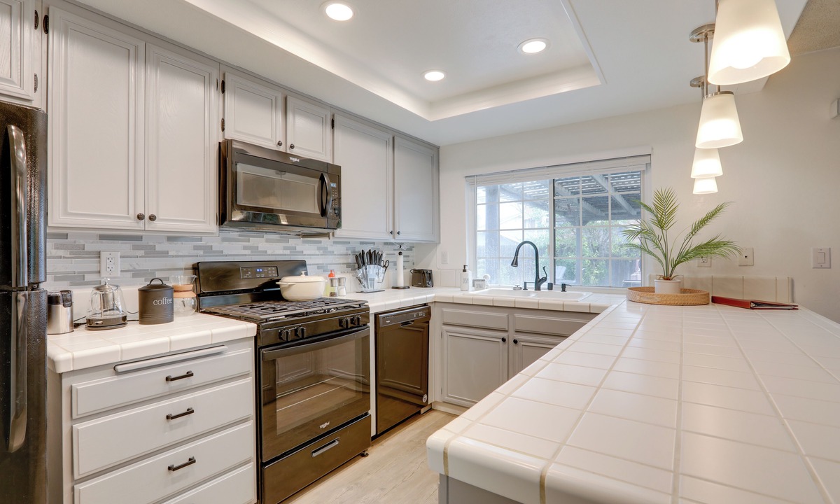 Foothill Farms House | Welcome to Sagebrush Getaway