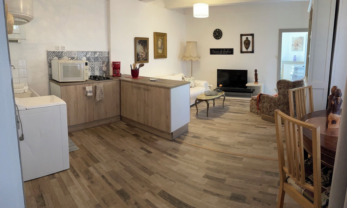 Rousson Apartment | Appartement Cosy Entre Mer et Cevenes